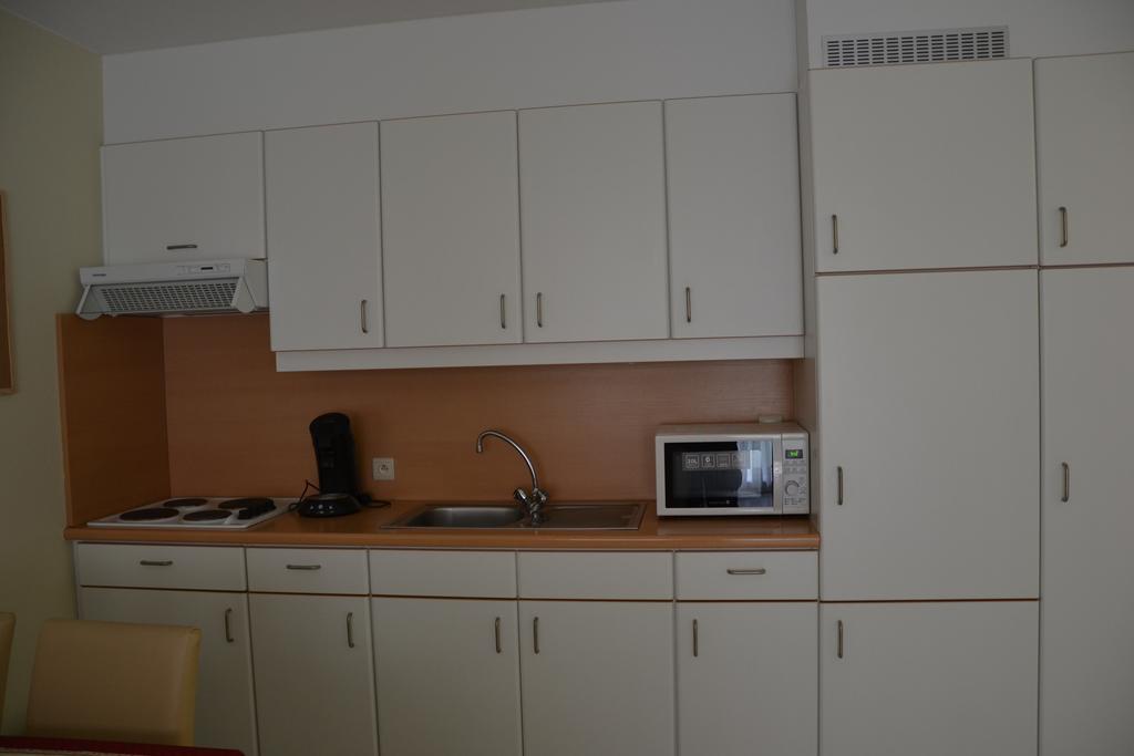 Lindehof Serviced Flats Zoersel Номер фото